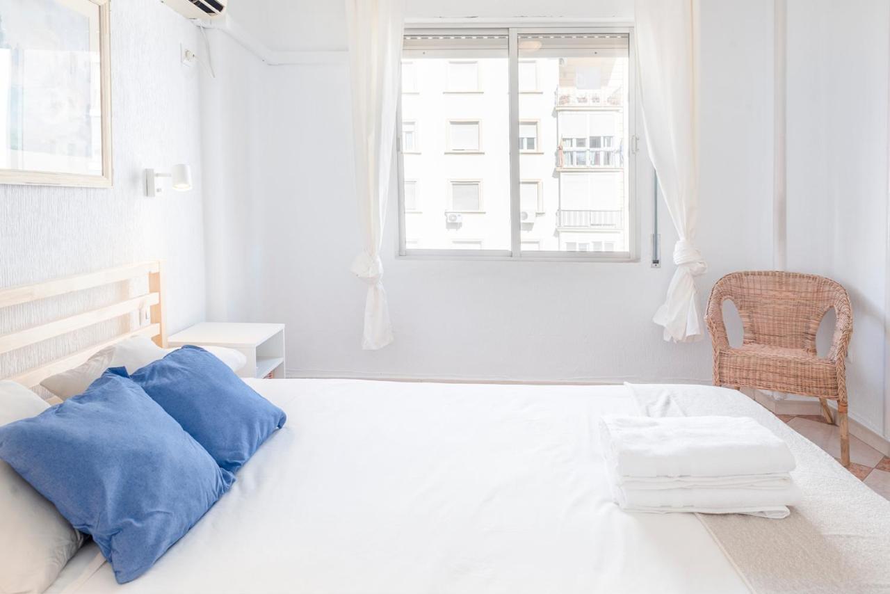 Alohamundi Plaza De Cuba Appartement Sevilla Buitenkant foto